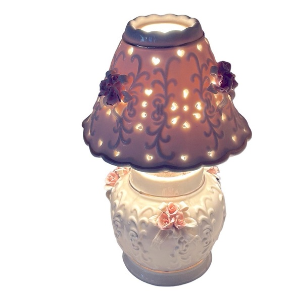 Vintage Porcelain Lamp from Cracker Barrel Pink Roses and Gold Trim Cott… - Picture 1 of 8